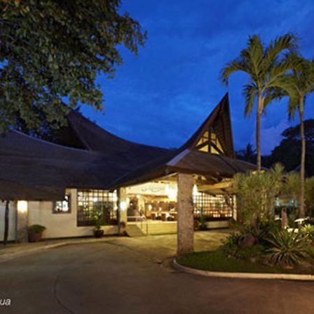 Matabungkay Beach Hotel Лиан Экстерьер фото