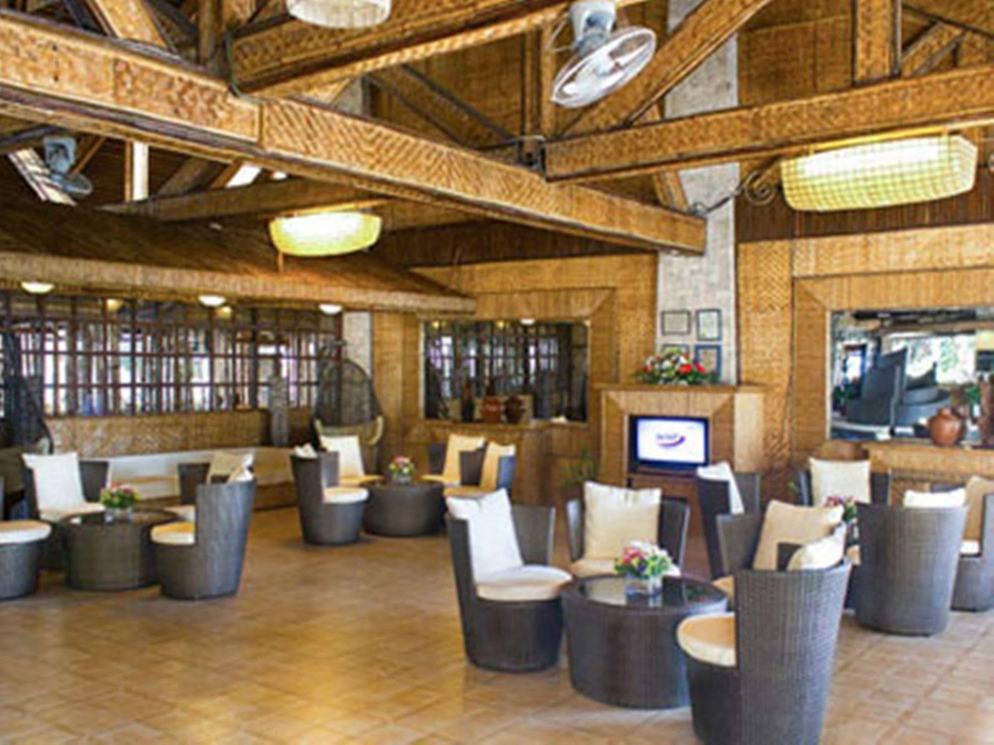 Matabungkay Beach Hotel Лиан Экстерьер фото